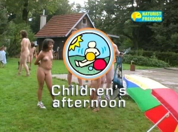 Nudism family video - Childrens afternoon [720x576 | 00:26:17 | 1 GB]